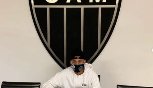 Atlético-MG assina primeiro contrato profissional com meia e atacante