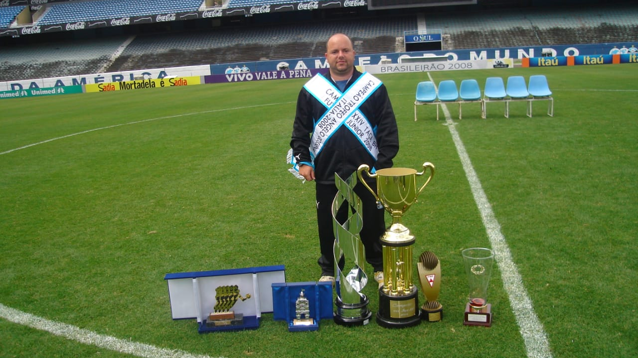 #TBT: Julinho Camargo relembra tempos vitoriosos na base do Grêmio