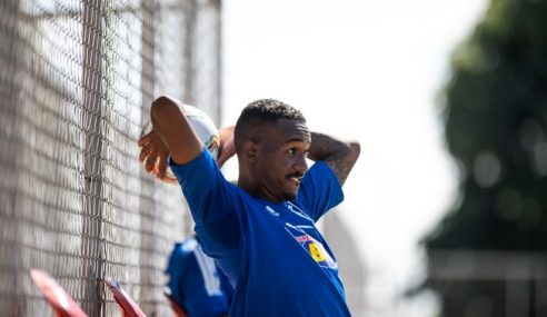 Athletico Paranaense contrata zagueiro Edu, do Cruzeiro