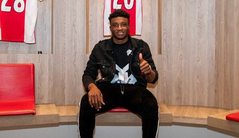 Ajax-HOL anuncia oficialmente contratação de promessa ganesa