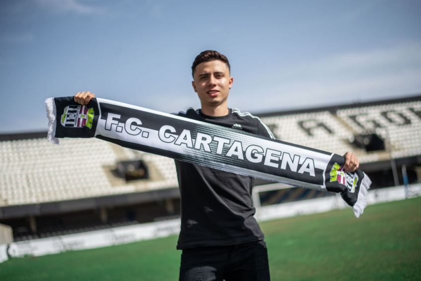 Brasileiro de 18 anos é o novo reforço do Cartagena-ESP