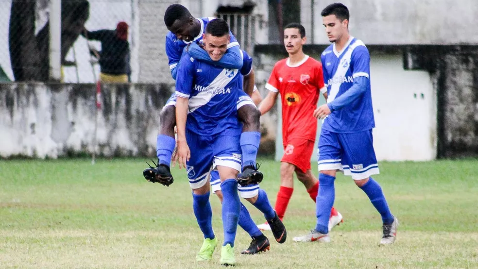 Taubaté assina contrato profissional com dois atacantes do sub-20