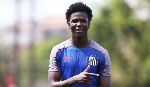 Santos encaminha venda de zagueiro ao Boavista-POR