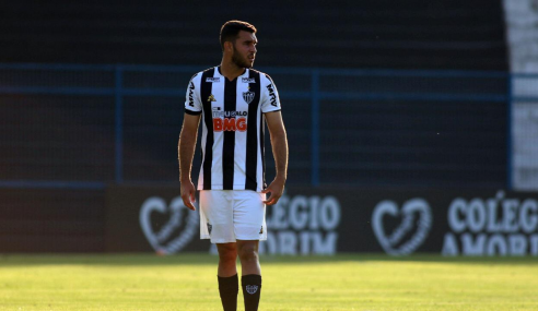 Luís Eduardo comenta sobre volta aos treinos no sub-20 do Atlético-MG