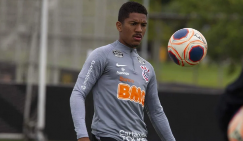 Matheus Davó recebe sondagens e deve ser emprestado pelo Corinthians