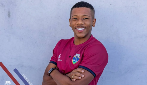 Atacante ex-Santos fecha com clube português