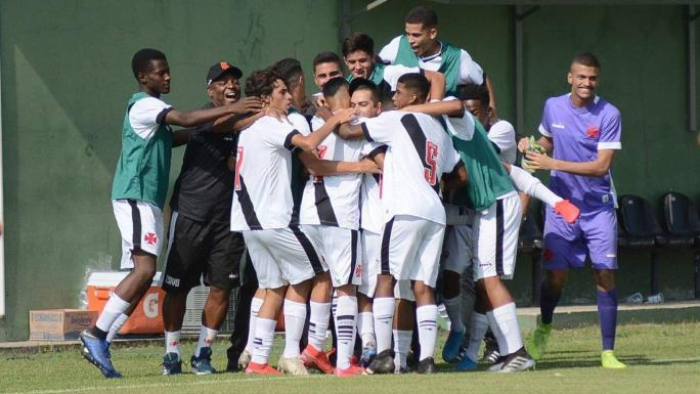 Vasco define datas para retorno das categorias sub-16 e sub-17