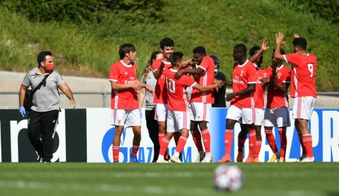 Benfica-POR goleia Ajax-HOL e é finalista da Uefa Youth League