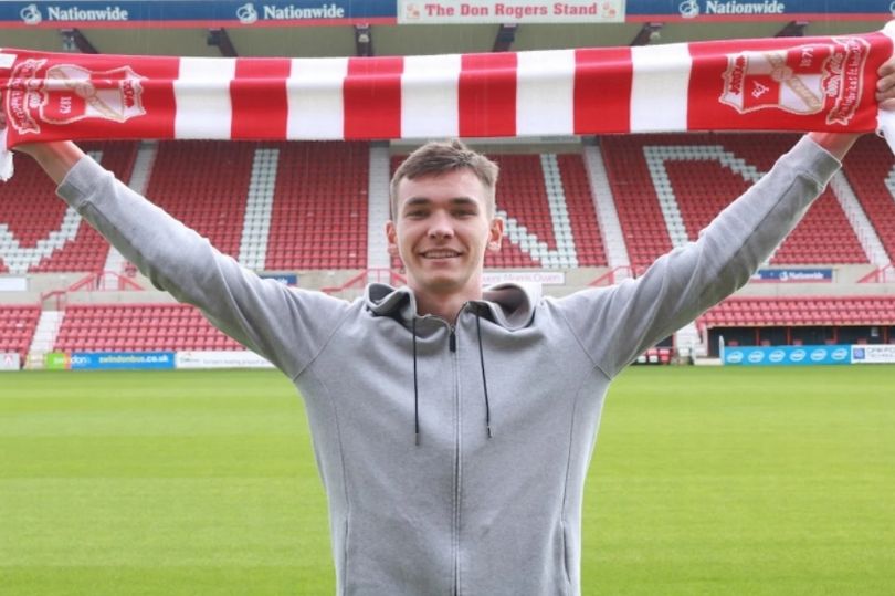 Manchester United-ING empresta jovem goleiro ao Swindon Town-ING