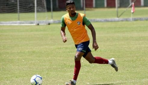 Fluminense acerta idas de atacantes para o Estoril, de Portugal