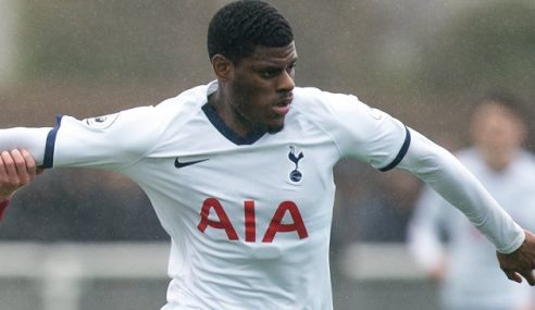 Tottenham-ING reempresta zagueiro campeão mundial sub-17