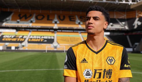 Liverpool-ING vende jovem lateral-direito ao Wolverhampton-ING