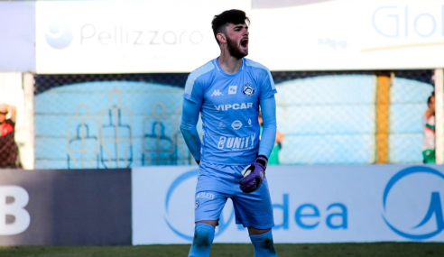 Fluminense fecha com goleiro do Tubarão para o sub-20