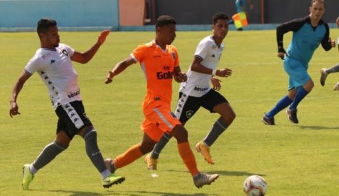 Com gol no fim, Botafogo enfim vence a primeira no Carioca sub-20