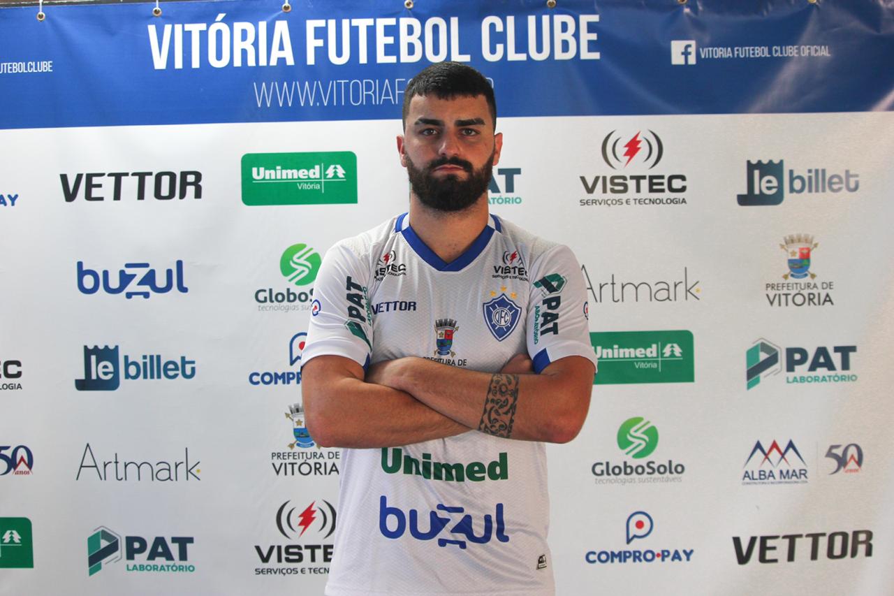 Murilo Manetti é o novo volante do Vitória-ES