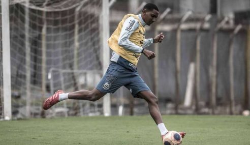 Santos contrata zagueiro do Criciúma para a equipe B