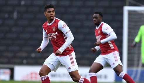 Arsenal-ING empresta ao Doncaster-ING jovem centroavante de 19 anos de idade