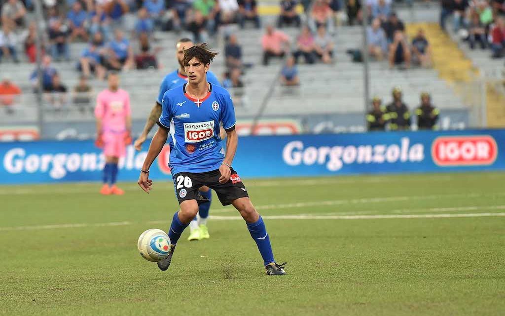 Juventus-ITA contrata lateral-direito de 18 anos de idade