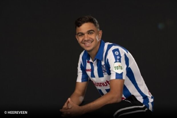 Jovem de 19 anos é emprestado pelo Bayern de Munique-ALE ao Heerenveen-HOL