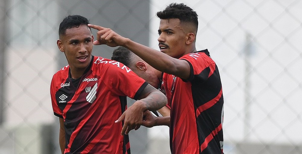 Athletico-PR faz 2 a 0 no Fluminense, pelo Brasileiro sub-20