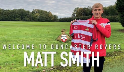 Doncaster Rovers-ING conclui empréstimo de meio-campista do Manchester City-ING