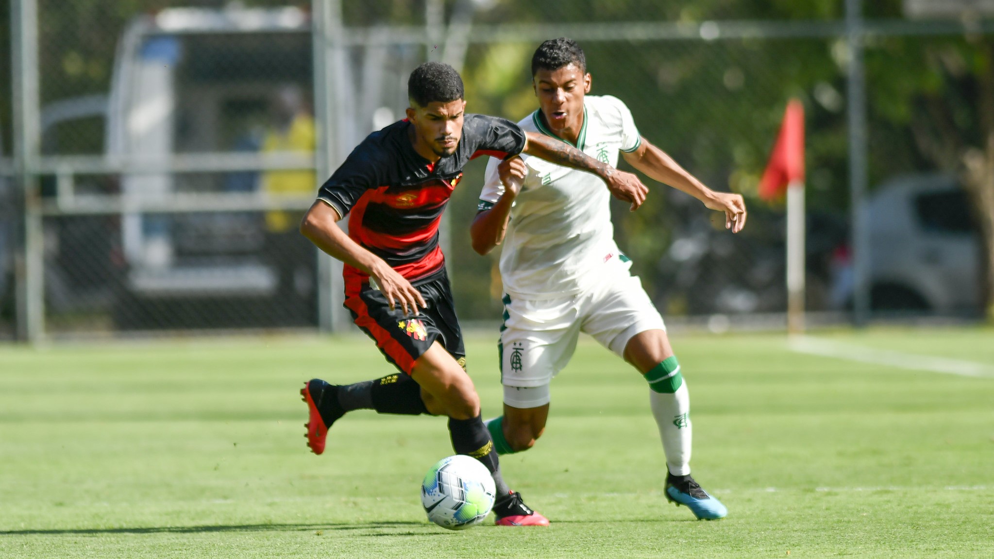 Sport Recife vence América-MG e se isola na liderança do Brasileirão sub-20