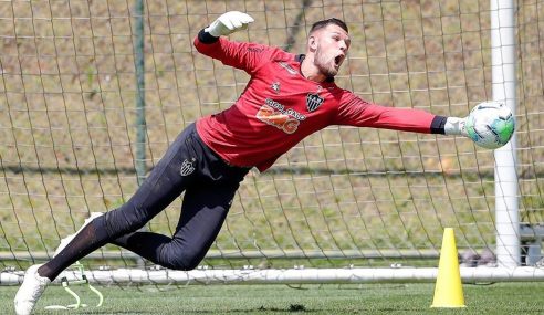 Atlético-MG empresta goleiro campeão mundial sub-17 a clube português
