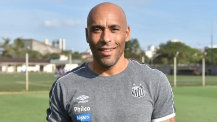 Santos reformula comissões técnicas da base; filho de Pelé assume o sub-23