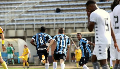 Brasileirão sub-17: Botafogo abre 4 a 1, mas Grêmio busca empate em menos de dez minutos