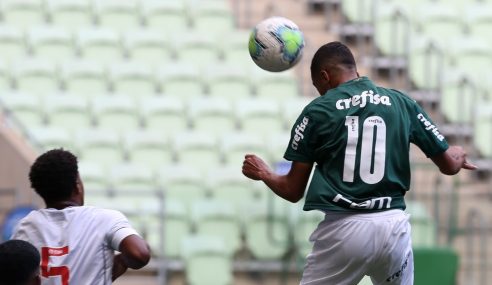 Palmeiras vence Vasco de virada e assume liderança no Brasileiro sub-17