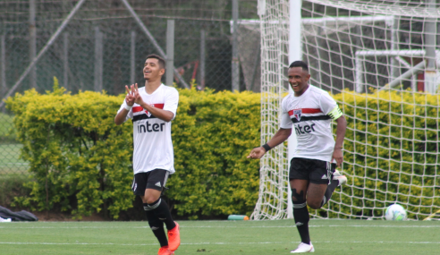 São Paulo vence, mantém 100% e deixa Inter na lanterna do grupo no Brasileirão sub-17