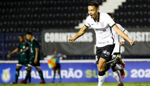 Lucas Belezi relata alívio com primeiro gol pelo sub-20 e ressalta DNA corintiano