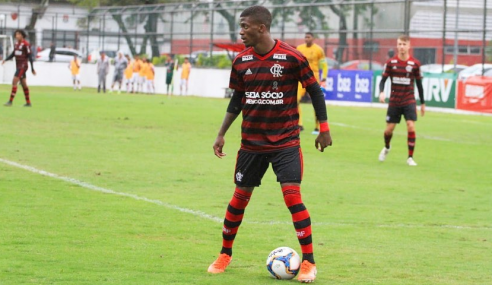 Tido como promessa, lateral-esquerdo se despede do Flamengo