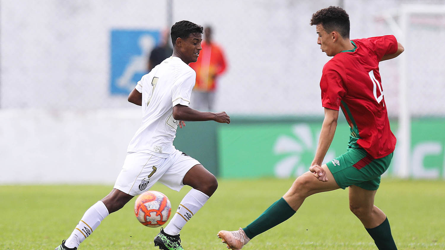 Na abertura do Paulistão sub-20, Santos empata com a Portuguesa Santista