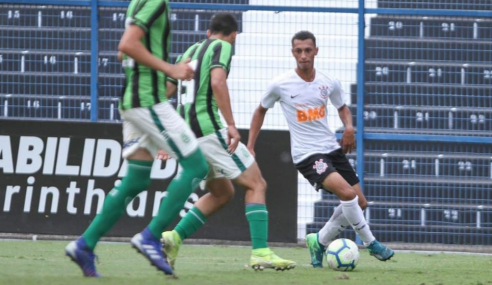 Atacante do Corinthians projeta volta do Brasileirão sub-17