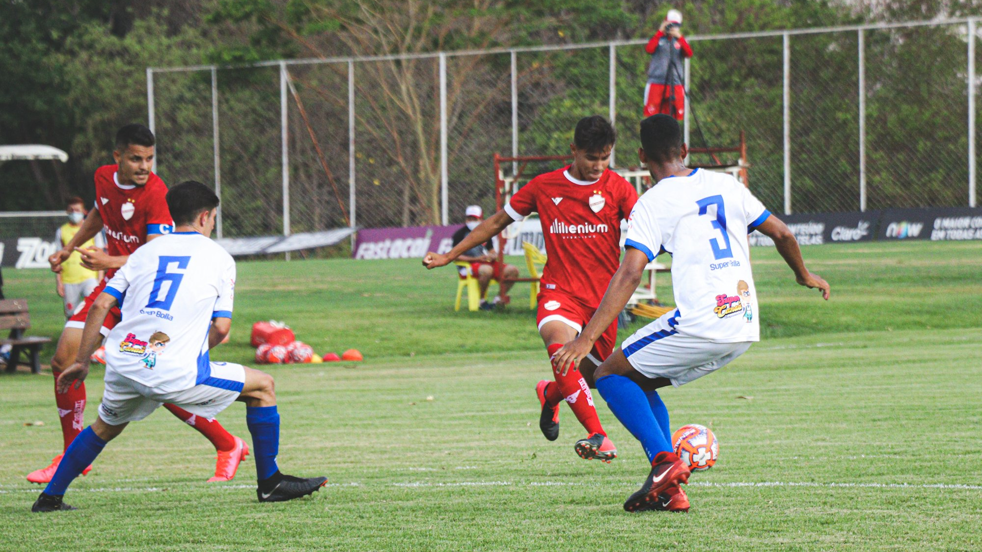 Vila Nova vence a segunda e lidera grupo no Torneio FGF sub-20