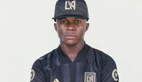 Atacante ganês de 19 anos é oferecido ao Fluminense