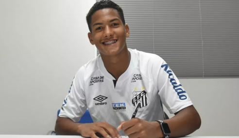 Santos assina pré-contrato com Ângelo e renova com outra promessa