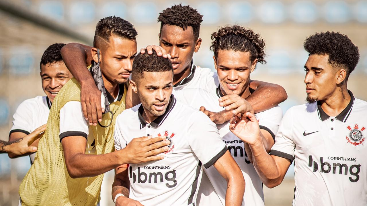 Corinthians vence América-MG e abre vantagem na liderança do Brasileirão sub-20