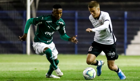 Palmeiras bate Corinthians no Parque São Jorge e se classifica no Brasileirão sub-17