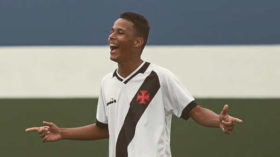 Vasco bate Grêmio e assume a liderança do seu grupo no Brasileirão sub-17