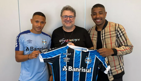 Grêmio amplia contratos de dupla formada na base