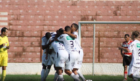 Comercial vence Linense fora de casa e se aproxima de classificação no Paulistão sub-20