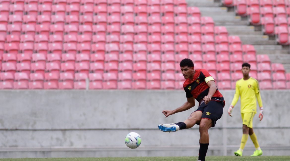 Gol nos acréscimos põe Sport nas oitavas de final da Copa do Brasil Sub-17