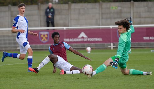 Derby County assume liderança do Inglês sub-23