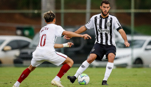 Nos acréscimos, Atlético-MG busca empate com o Fluminense e mantém ponta do Brasileirão Sub-20