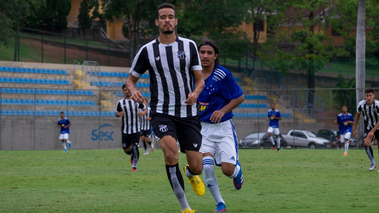 De virada, Ceará quebra jejum e passa Cruzeiro no Brasileirão Sub-20