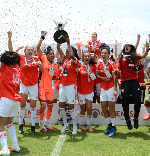 Internacional vence Minas Brasília e conquista Brasileirão Feminino Sub-16