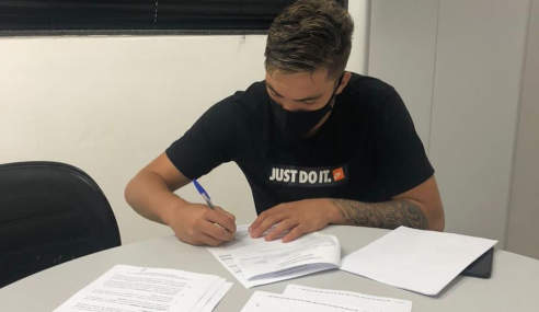 Santos renova com goleiro Matheus Saldanha