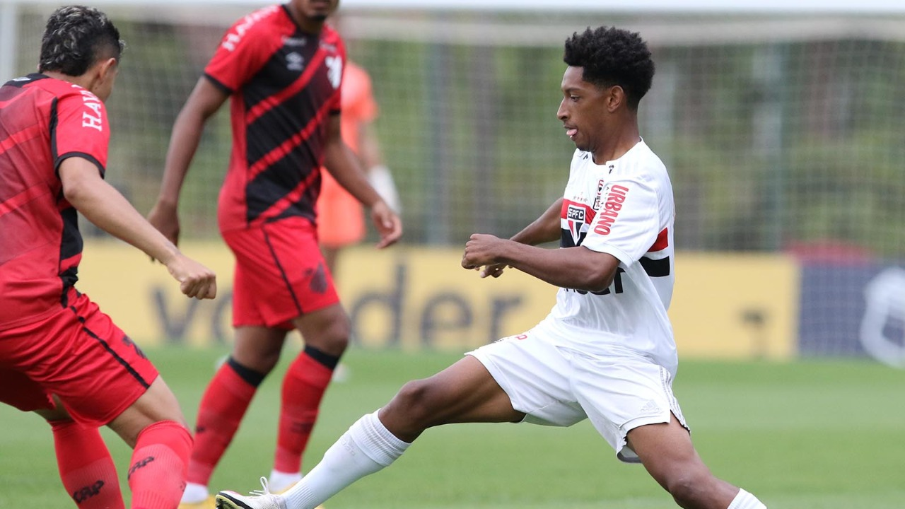 Brasileirão Sub-20: São Paulo e Athletico-PR empatam e deixam vaga nas semifinais em aberto